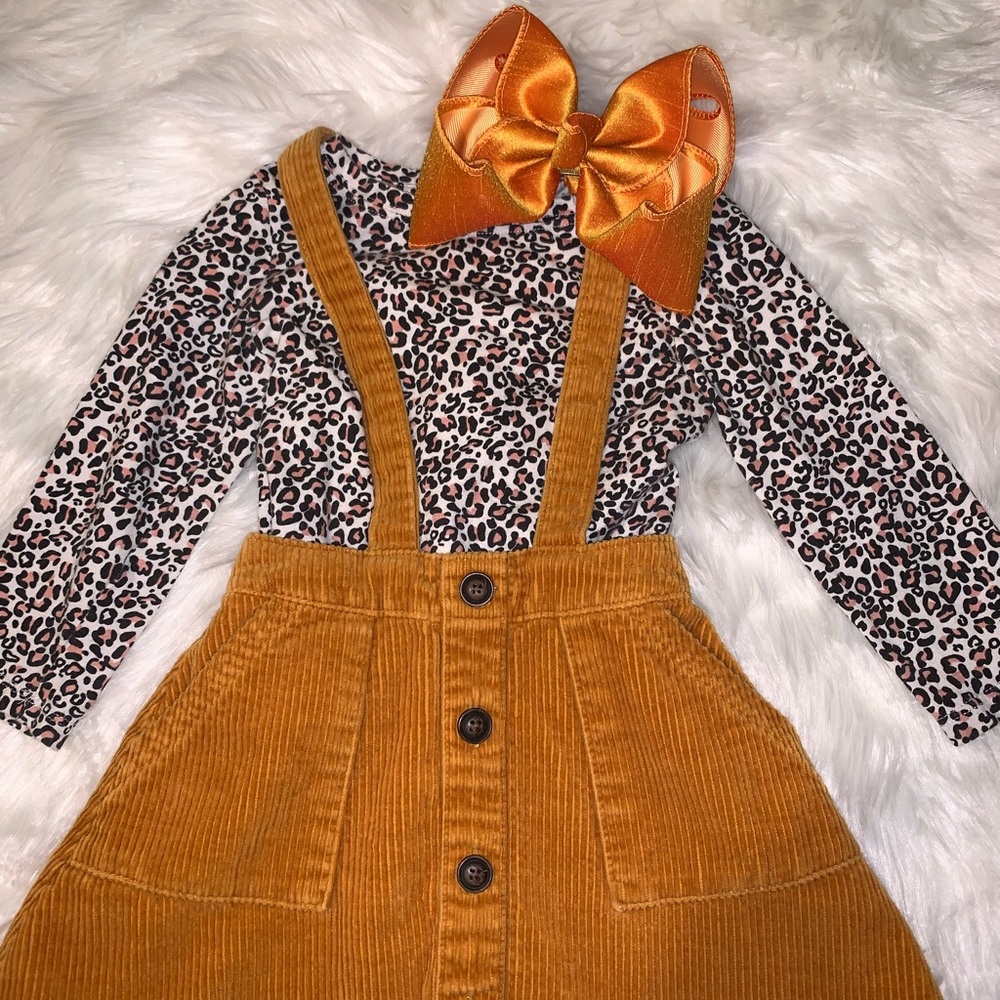 Pinafore dress with matching handmade bow by me